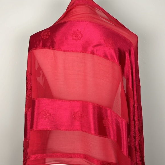 Coldwater Creek Silk Blend Embossed Sheer Chiffon Fringe Wrap Shawl Boho Fairy - Picture 9 of 14